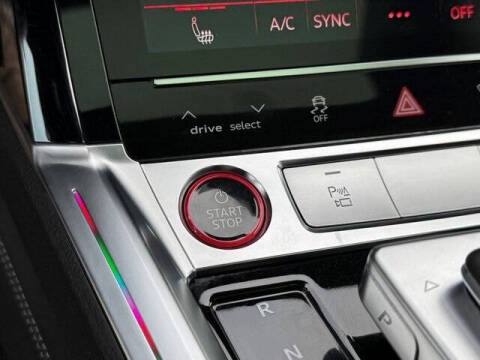 2023 Audi e-tron S quattro Premium Plus