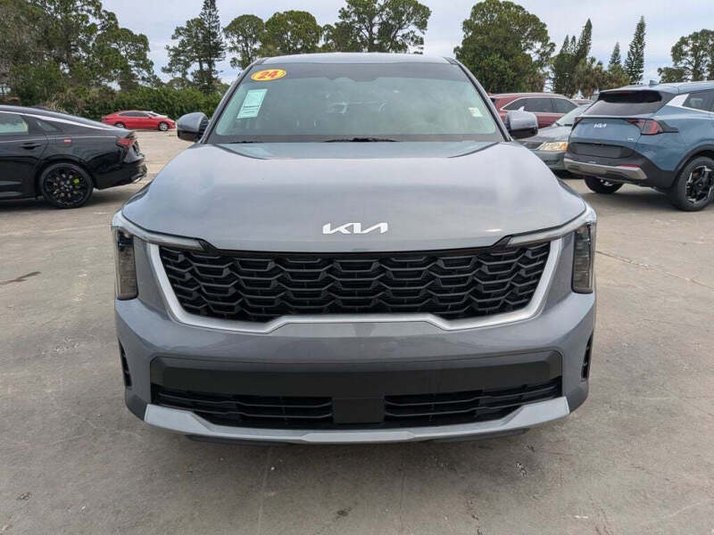 2024 Kia Sorento LX