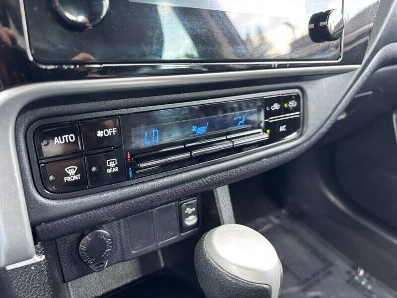 2017 Toyota Corolla LE