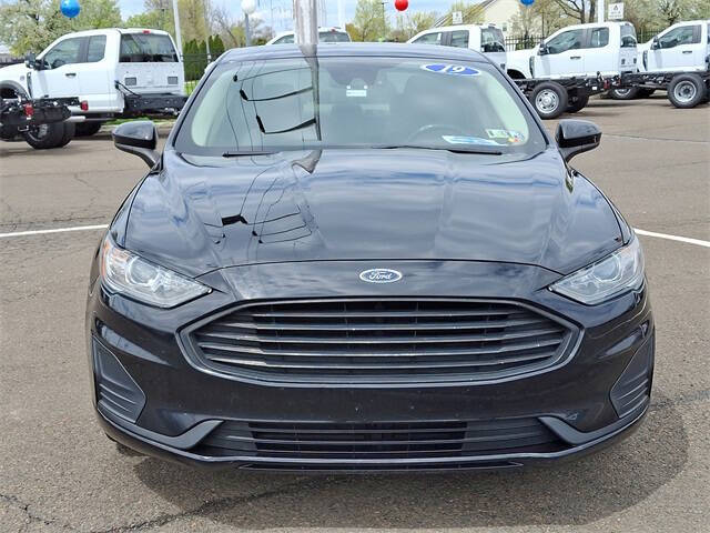 Used 2019 Ford Fusion Hybrid SE with VIN 3FA6P0LU7KR221429 for sale in Philadelphia, PA