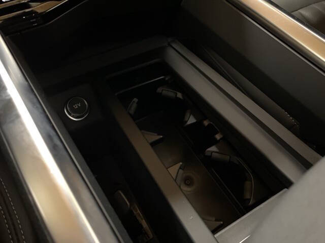 2023 Audi e-tron quattro Premium Plus