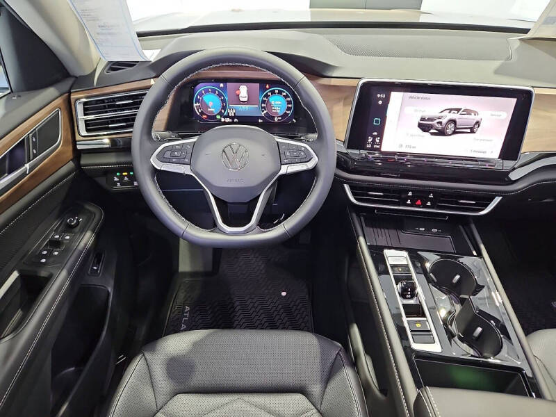2026 Volkswagen Atlas SE