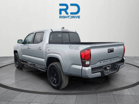 2022 Toyota Tacoma SR