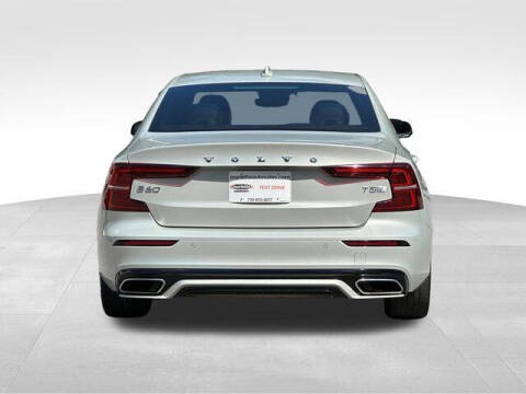 2020 Volvo S60 T5 R-Design