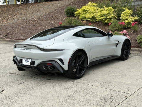 2025 Aston Martin Vantage