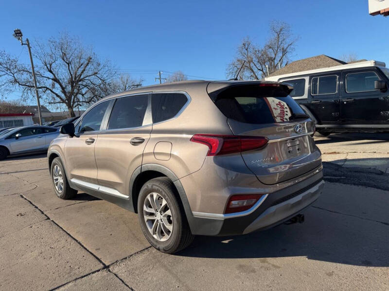 2019 Hyundai Santa Fe SE 2.4L