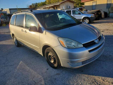 2004 Toyota Sienna LE 7 Passenger