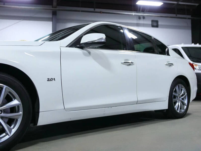2017 Infiniti Q50 2.0T