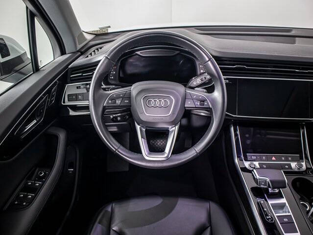 2023 Audi Q7 quattro Premium Plus 55 TFSI