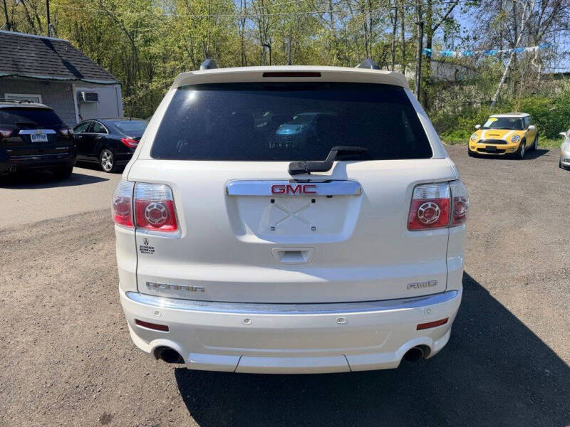 2011 GMC Acadia Denali