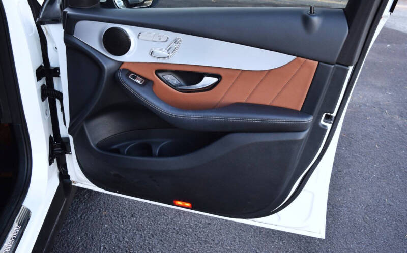 2020 Mercedes-Benz GLC GLC 300 4MATIC