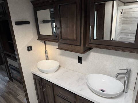 2022 Dutchman Rv 5th wheel