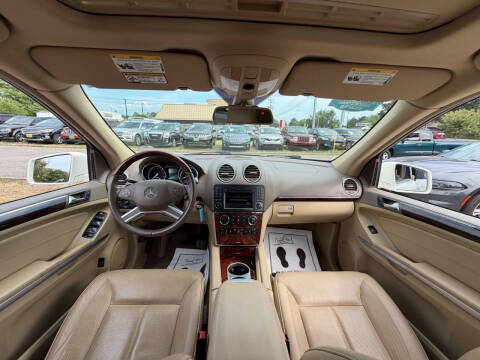 2012 Mercedes-Benz GL-Class GL 550 4MATIC