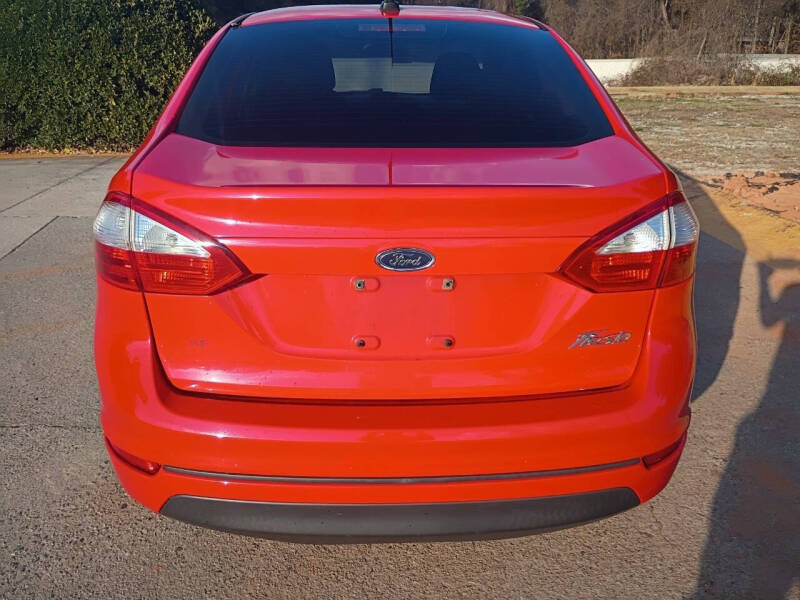 2014 Ford Fiesta SE