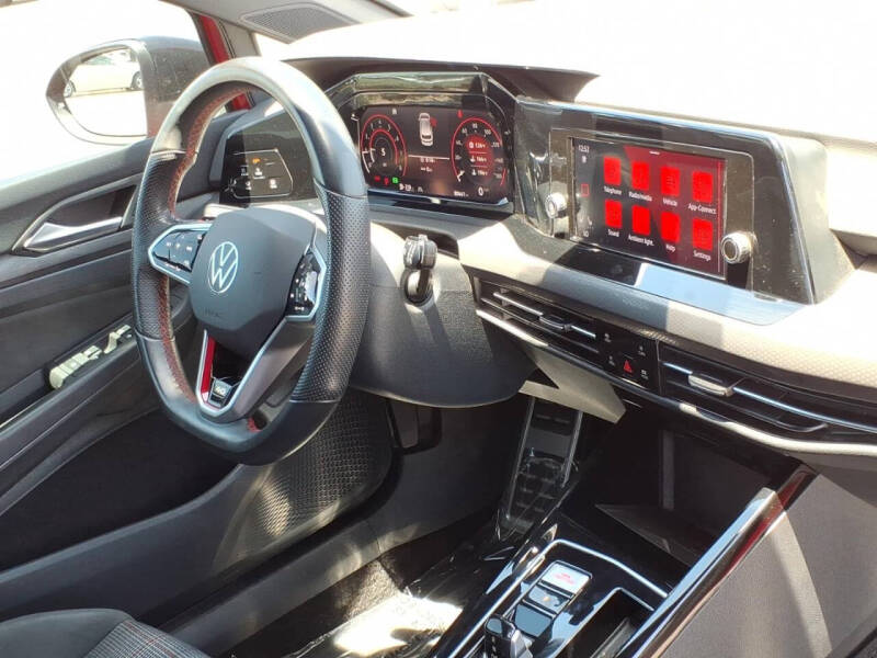 2023 Volkswagen Golf GTI 40th Anniversary Edition