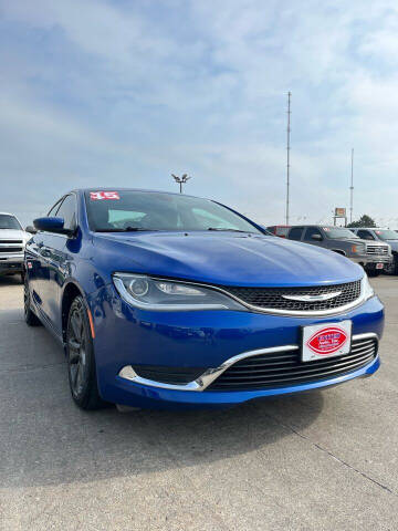 2015 Chrysler 200 for sale at UNITED AUTO INC in South Sioux City NE