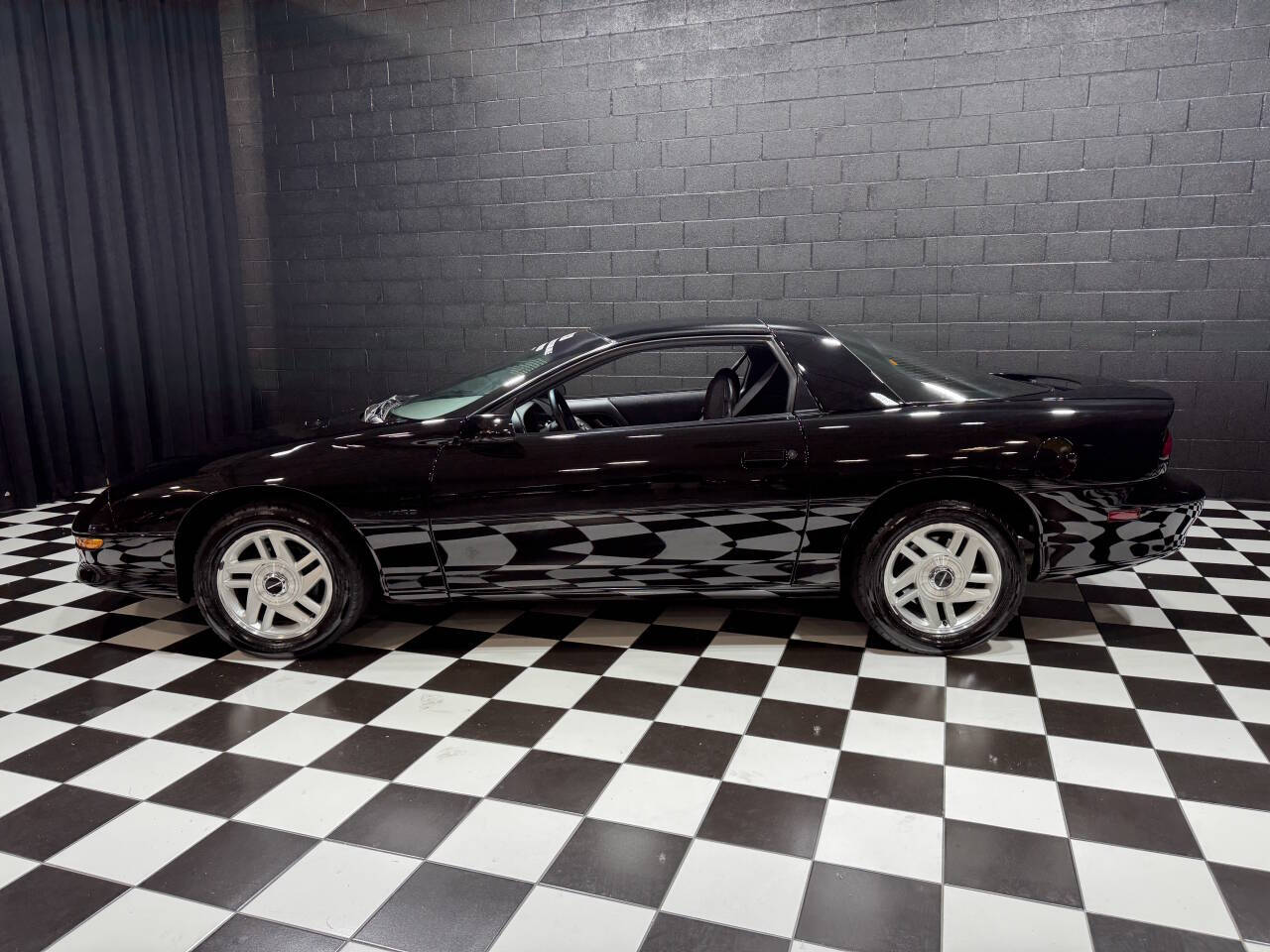 1993 Chevrolet Camaro 7