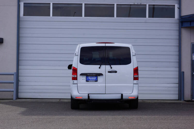 2018 Mercedes-Benz Metris Passenger