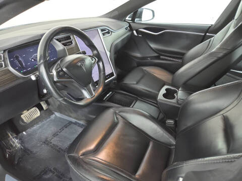 2016 Tesla Model S 70D