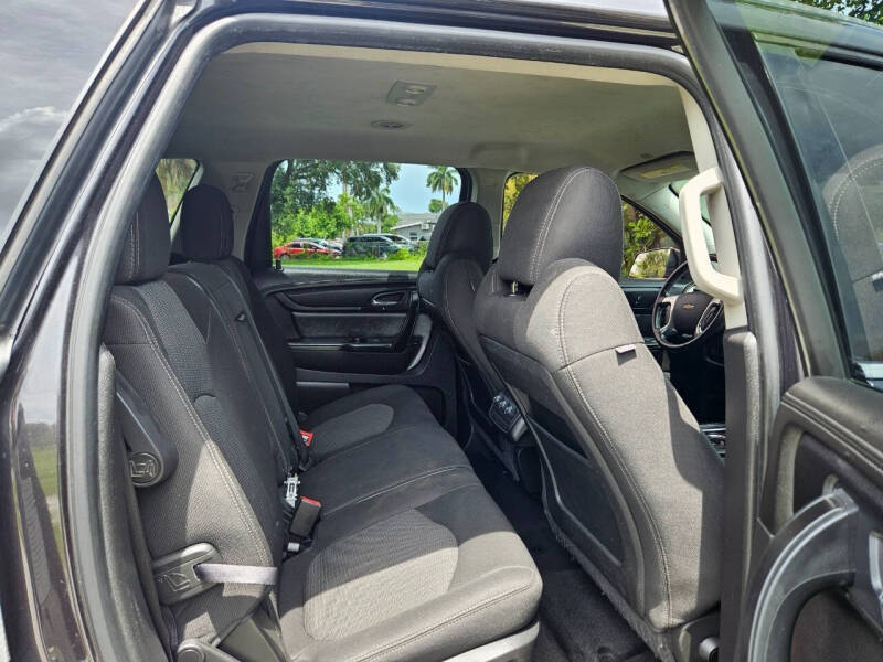 2017 Chevrolet Traverse LT