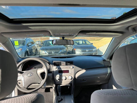 2011 Toyota Camry LE