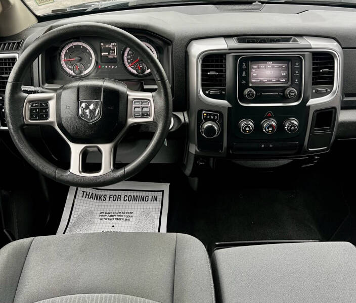 2022 RAM 1500 Classic SLT
