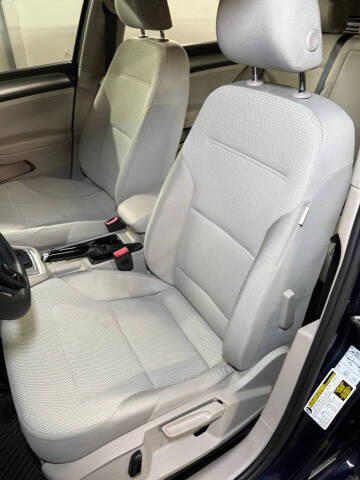 2017 Volkswagen Golf SportWagen TSI S 4Motion