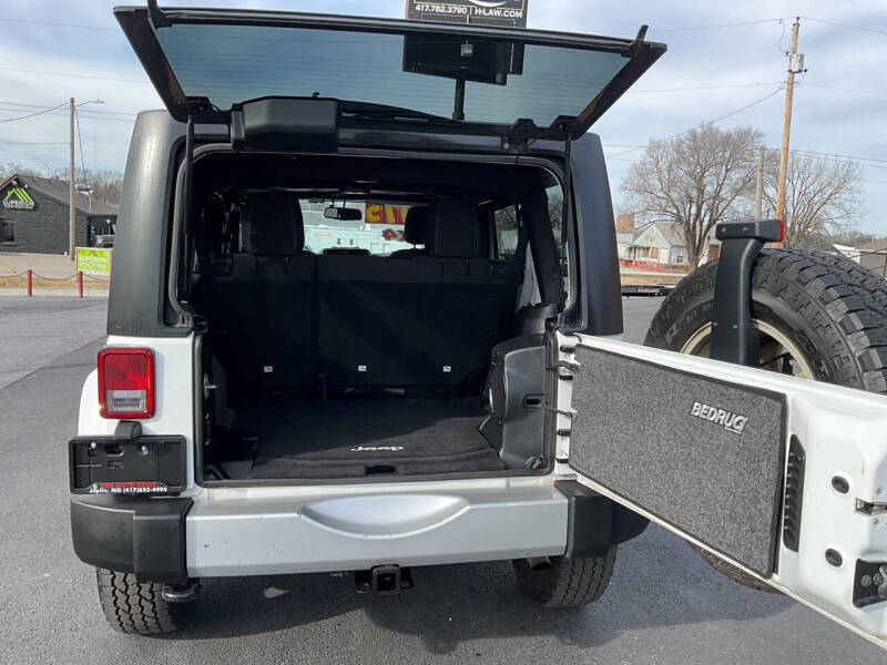 2013 Jeep Wrangler Unlimited Sahara