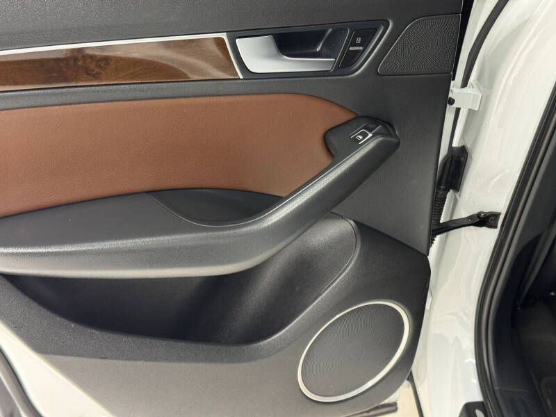 2017 Audi Q5 2.0T quattro Premium Plus