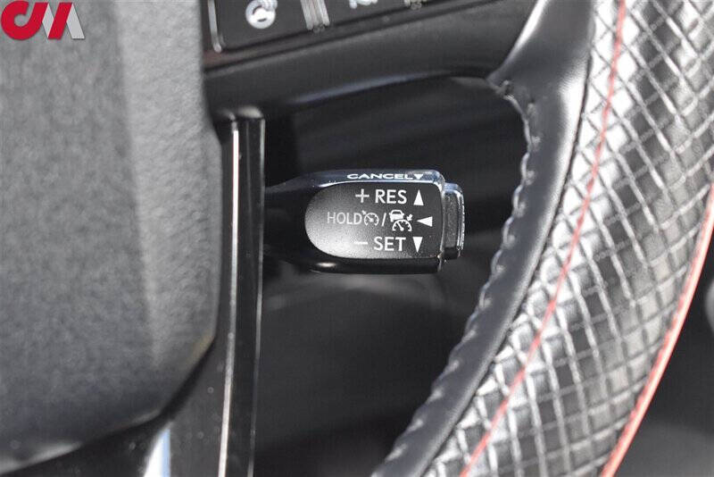 2022 Toyota Prius XLE