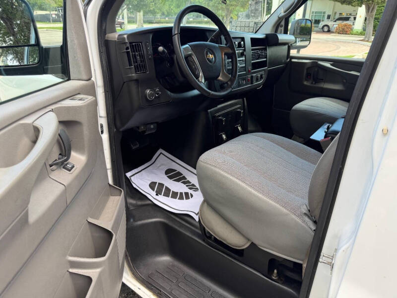 2015 Chevrolet Express 2500