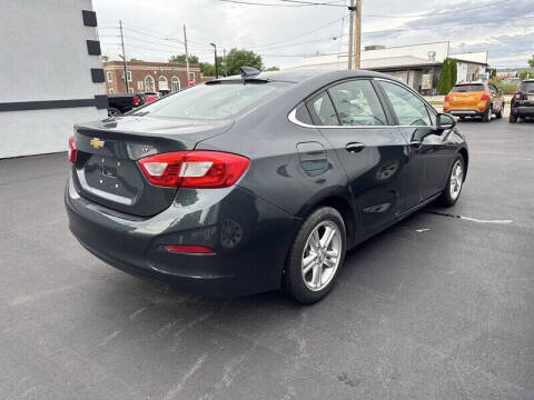 2017 Chevrolet Cruze LT Auto