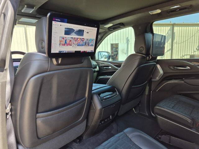 2023 Cadillac Escalade-V ESV