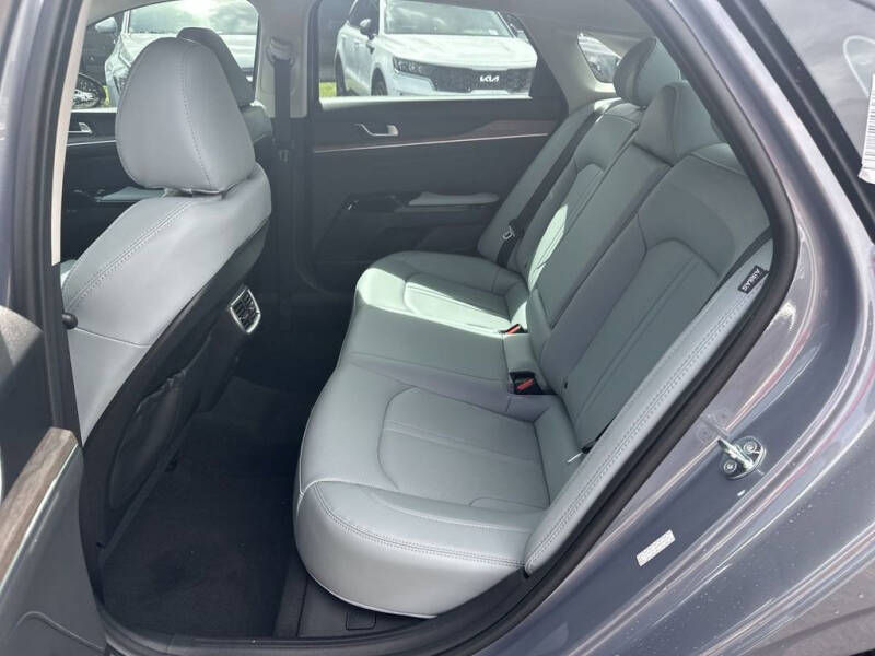 2024 Kia K5 EX