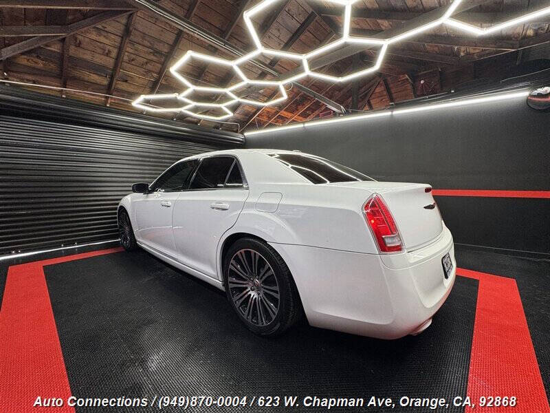 2012 Chrysler 300 S V6