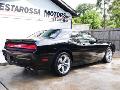 2012 Dodge Challenger SXT Plus