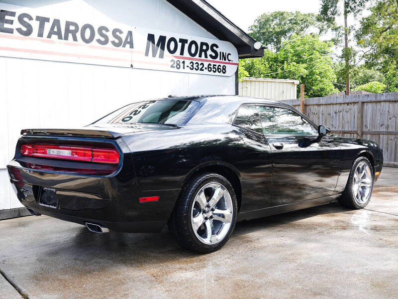 2012 Dodge Challenger SXT Plus