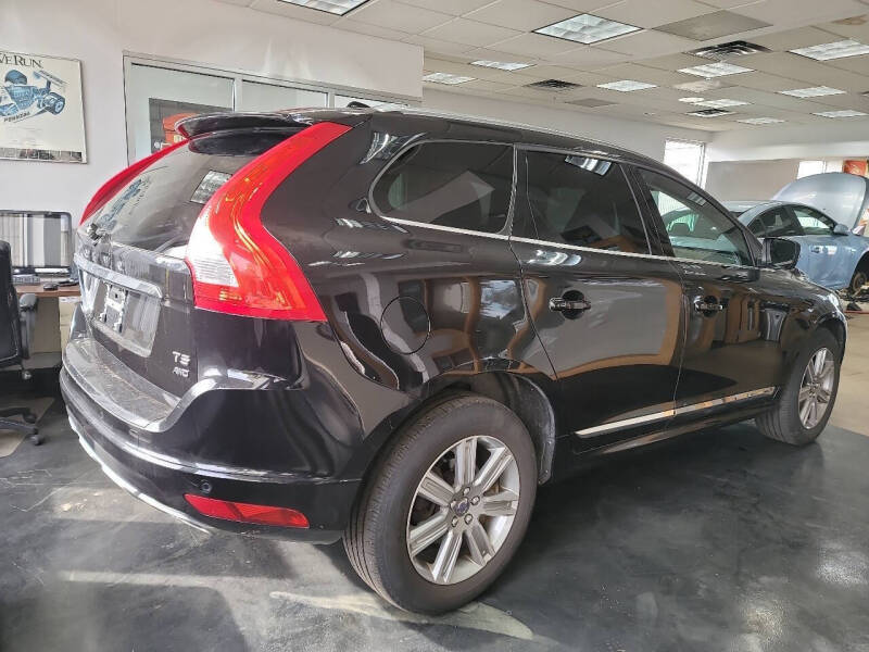 2017 Volvo XC60 T5 Inscription