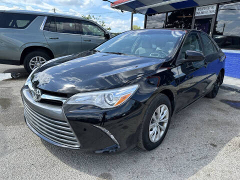 2017 Toyota Camry LE