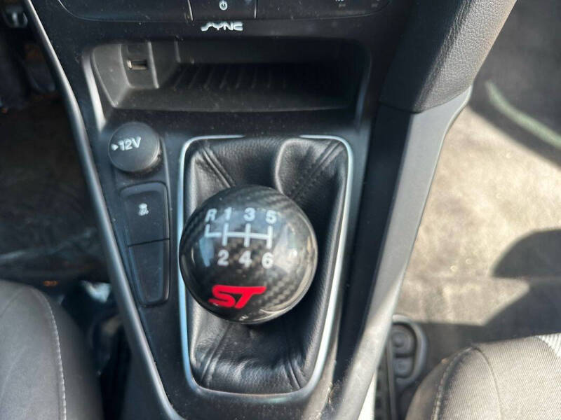 2018 Ford Focus ST