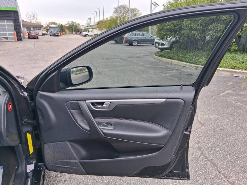2007 Volvo V70 2.4