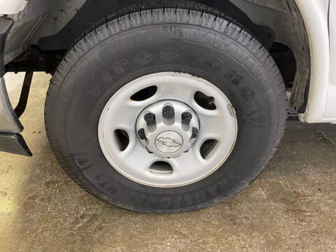 2017 Chevrolet Express 2500