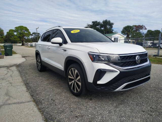 2022 Volkswagen Taos SE