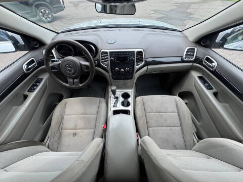 2011 Jeep Grand Cherokee Laredo