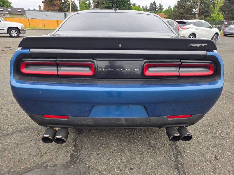 2016 Dodge Challenger SRT Hellcat