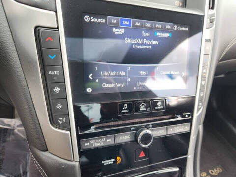 2018 Infiniti Q60 3.0T Luxe