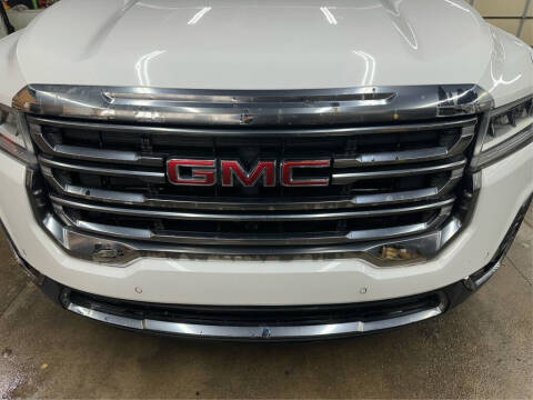 2021 GMC Acadia AT4