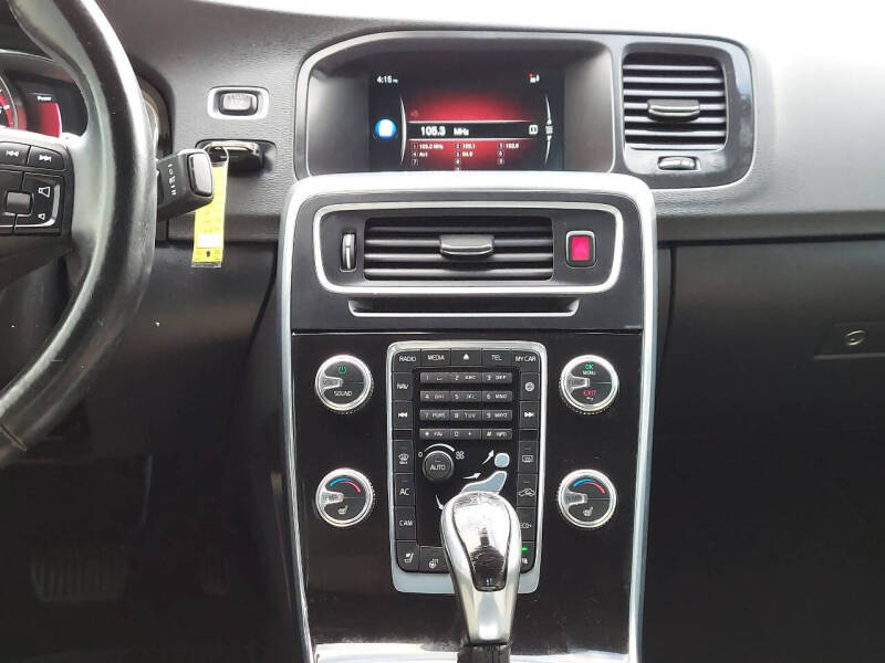 2015 Volvo S60 T5 Drive-E Premier