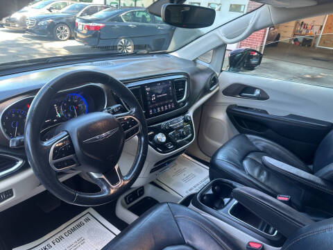 2018 Chrysler Pacifica Touring L Plus