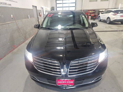 2017 Lincoln MKT Elite